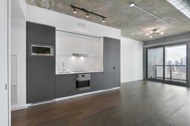 2403 - 170 Bayview Ave, Condo with 1 bedrooms, 1 bathrooms and 0 parking in Toronto ON | Image 13