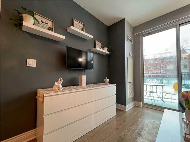 n - 8 Rosebank Dr, Condo with 1 bedrooms, 1 bathrooms and 1 parking in Toronto ON | Image 34