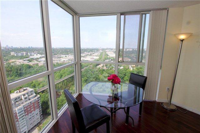 2811 - 7 Concorde Pl, Condo with 1 bedrooms, 1 bathrooms and 1 parking in Toronto ON | Image 3
