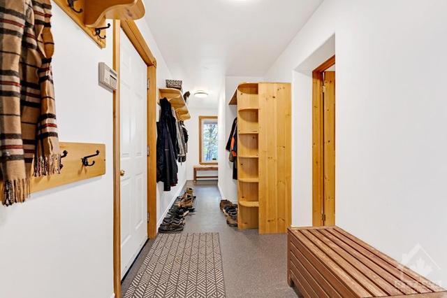 Country-sized rear foyer mudroom | Image 14