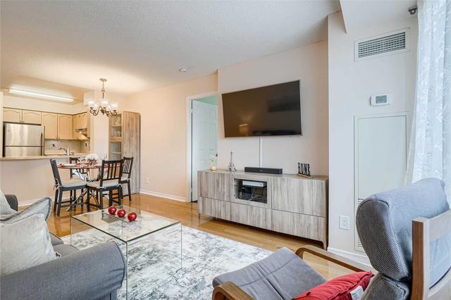 212 - 11 Oneida Cres, Condo with 2 bedrooms, 1 bathrooms and 1 parking in Richmond Hill ON | Image 13