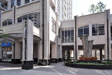 lph 2 - 763 Bay St, Condo with 2 bedrooms, 2 bathrooms and 2 parking in Toronto ON | Image 1