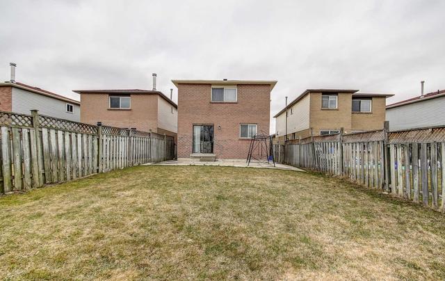 80 Cherrytree Dr, House detached with 3 bedrooms, 4 bathrooms and 6 parking in Brampton ON | Image 32
