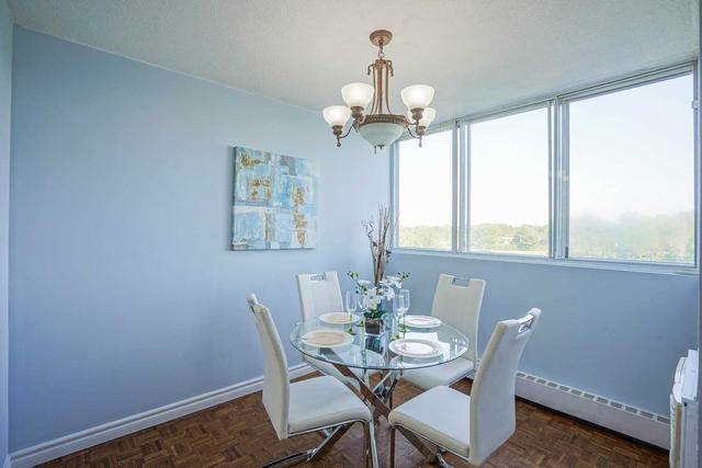 809 - 530 Lolita Gdns, Condo with 3 bedrooms, 1 bathrooms and 1 parking in Mississauga ON | Image 6