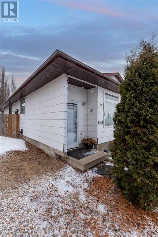 4905 53 Avenue, House semidetached with 5 bedrooms, 2 bathrooms and 3 parking in Kitscoty AB | Image 27