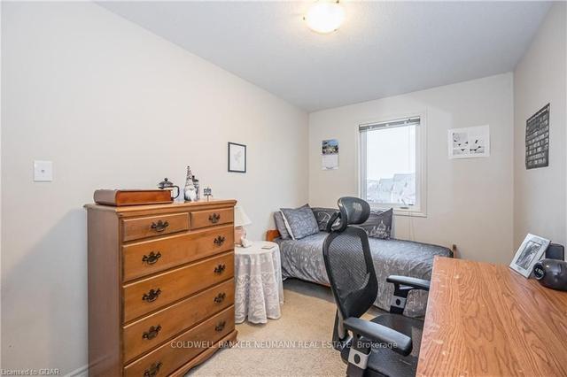 86 Lambeth Way, Townhouse with 3 bedrooms, 3 bathrooms and 2 parking in Guelph ON | Image 16