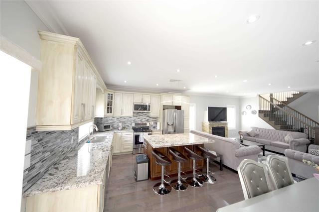 81 Prairie Dr, House detached with 4 bedrooms, 4 bathrooms and 4 parking in Toronto ON | Image 32