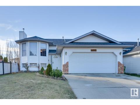 3828 41 St Nw, House detached with 5 bedrooms, 3 bathrooms and null parking in Edmonton AB | Card Image