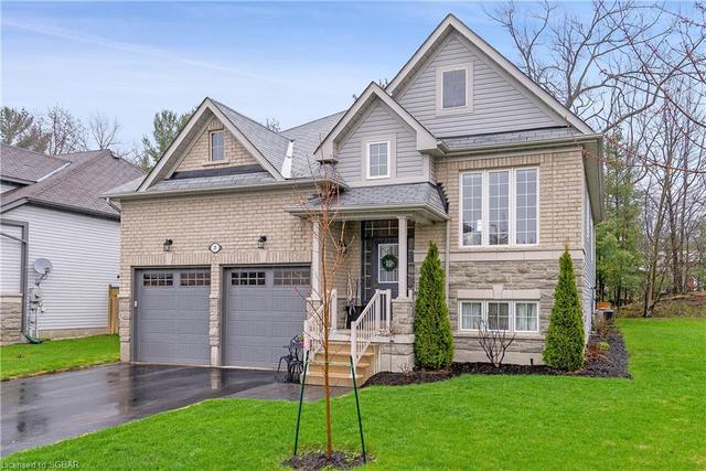 25 Oriole Crescent, House detached with 3 bedrooms, 3 bathrooms and 6 parking in Wasaga Beach ON | Image 1