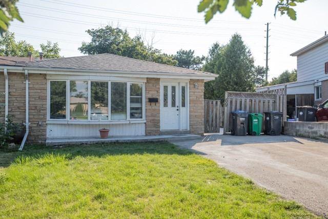69 Brentwood Dr, House semidetached with 3 bedrooms, 2 bathrooms and 6 parking in Brampton ON | Image 1