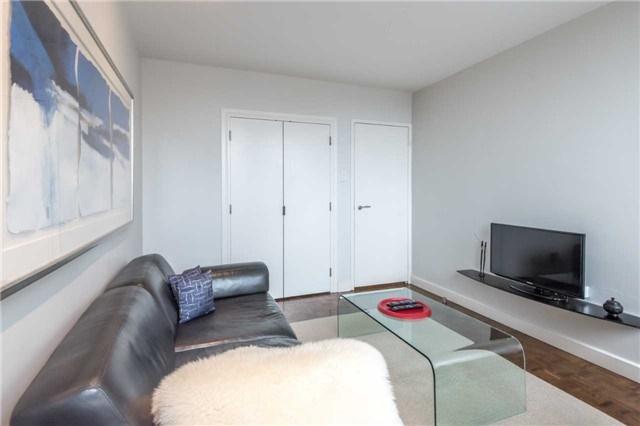 1003 - 131 Bloor St W, Condo with 2 bedrooms, 1 bathrooms and 1 parking in Toronto ON | Image 15