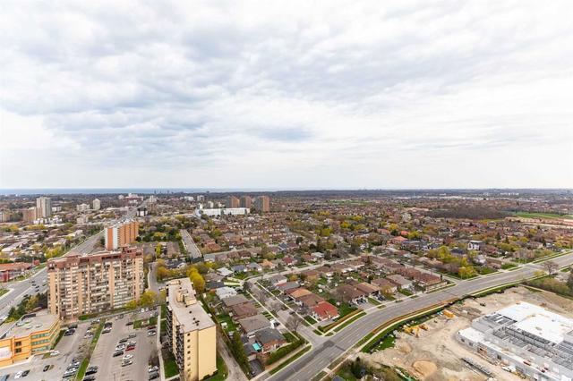 3703 - 3515 Kariya Dr, Condo with 3 bedrooms, 2 bathrooms and 2 parking in Mississauga ON | Image 11