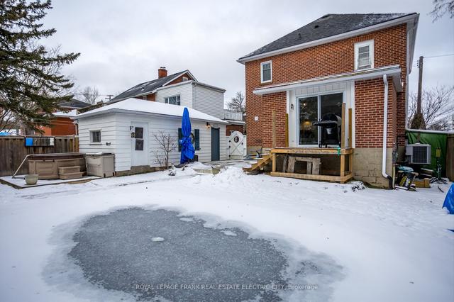 109 Robinson St, House detached with 3 bedrooms, 3 bathrooms and 4 parking in Peterborough ON | Image 35