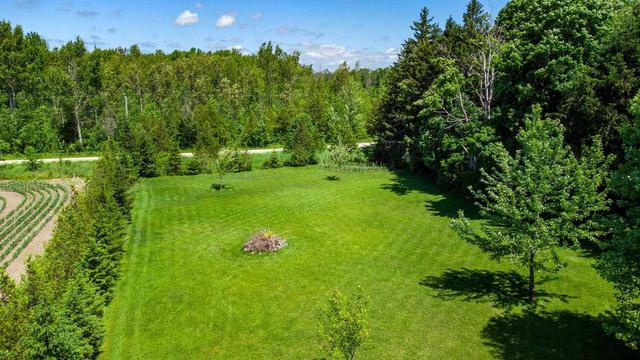 203 Side Road 5, House detached with 3 bedrooms, 2 bathrooms and 6 parking in South Bruce Peninsula ON | Image 4