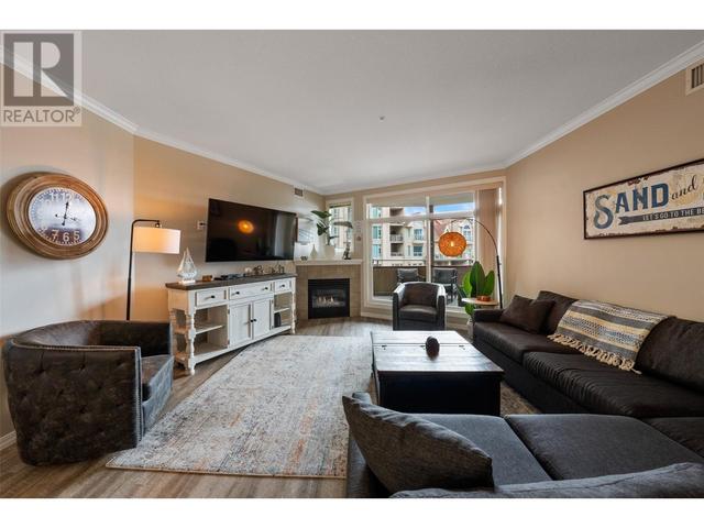 334 - 1088 Sunset Drive, Condo with 3 bedrooms, 2 bathrooms and 2 parking in Kelowna BC | Image 6
