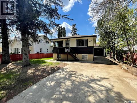 345 U Avenue S, House detached with 3 bedrooms, 2 bathrooms and null parking in Saskatoon SK | Card Image