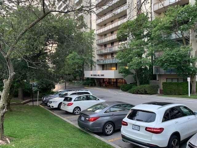714 - 260 Seneca Hill Dr, Condo with 2 bedrooms, 1 bathrooms and 1 parking in Toronto ON | Image 2
