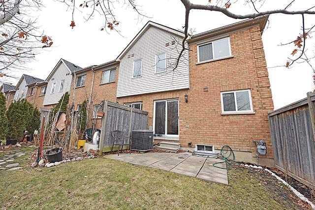 6 - 5530 Glen Erin Dr, Townhouse with 3 bedrooms, 3 bathrooms and 2 parking in Mississauga ON | Image 20