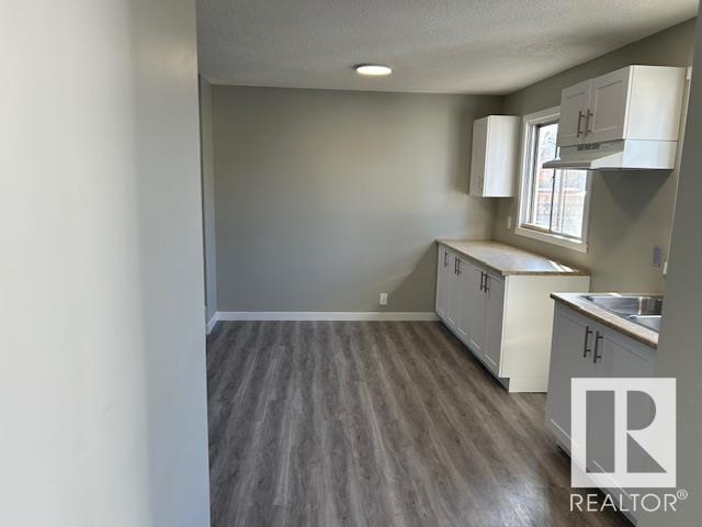 10317 131a Av Nw, House attached with 3 bedrooms, 2 bathrooms and null parking in Edmonton AB | Image 7