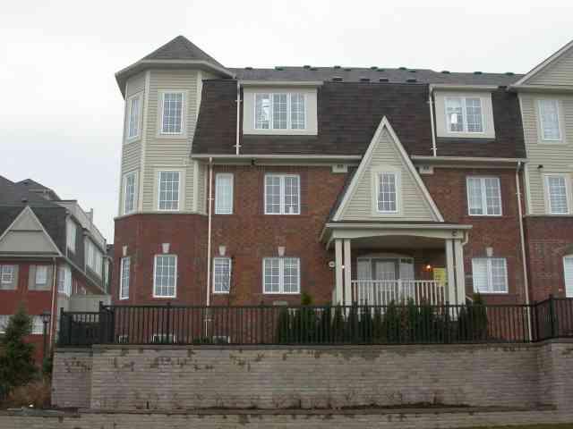 6 - 3020 Clayhill Rd, Townhouse with 2 bedrooms, 2 bathrooms and 2 parking in Mississauga ON | Image 1