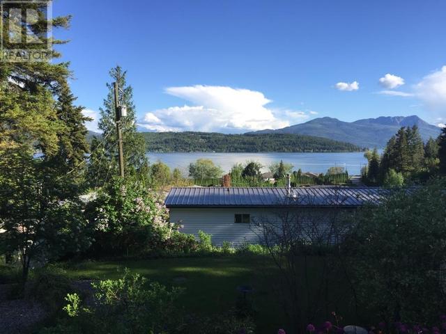 4 - 3959 Sunnybrae Canoe Point Road, House other with 3 bedrooms, 1 bathrooms and 4 parking in Columbia Shuswap C BC | Image 40