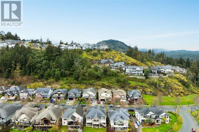 2149 Players Dr, House detached with 7 bedrooms, 4 bathrooms and 3 parking in Langford BC | Image 41