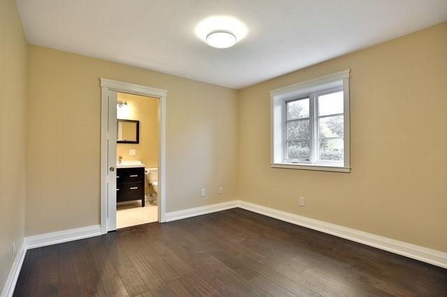 104 West 35th St, House detached with 2 bedrooms, 3 bathrooms and 4 parking in Hamilton ON | Image 8