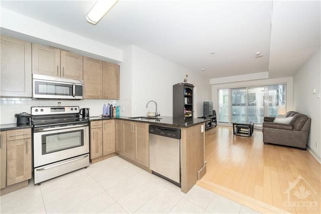 1902 - 242 Rideau Street, Condo with 2 bedrooms, 2 bathrooms and 1 parking in Ottawa ON | Image 7