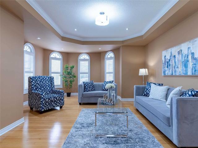 498 Tremblant Crt, House detached with 4 bedrooms, 5 bathrooms and 5 parking in Mississauga ON | Image 32