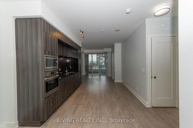 728 - 38 Cameron St, Condo with 2 bedrooms, 2 bathrooms and 1 parking in Toronto ON | Image 2