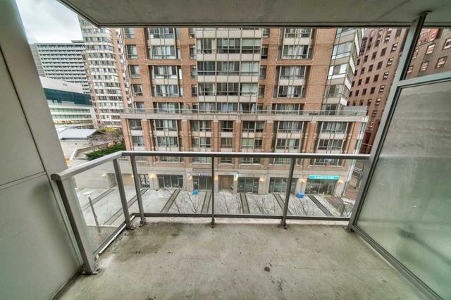 305 - 761 Bay St, Condo with 1 bedrooms, 1 bathrooms and 0 parking in Toronto ON | Image 17