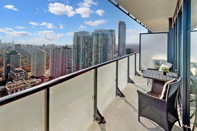 3309 - 161 Roehampton Ave, Condo with 2 bedrooms, 2 bathrooms and 0 parking in Toronto ON | Image 10