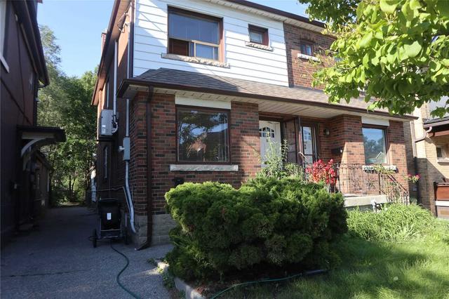 2164 Gerrard St, House semidetached with 1 bedrooms, 1 bathrooms and 0 parking in Toronto ON | Image 1