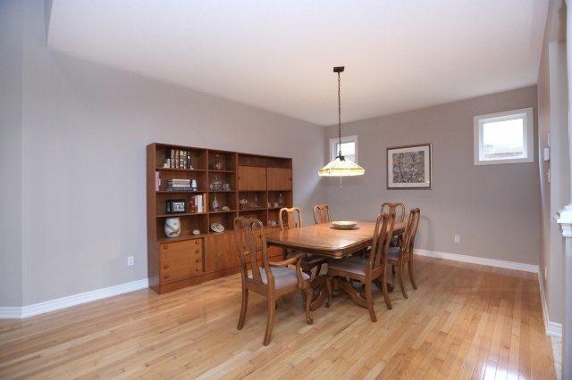 4 - 2130 Dickson Rd, Condo with 3 bedrooms, 4 bathrooms and 2 parking in Mississauga ON | Image 3