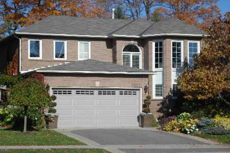 1257 Mccraney Ave E, House detached with 3 bedrooms, 3 bathrooms and 2 parking in Oakville ON | Image 1