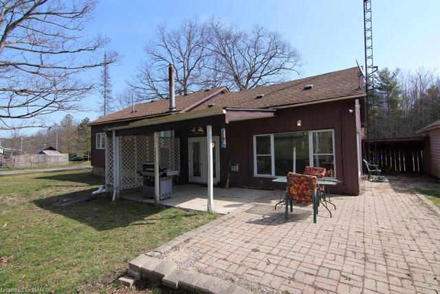 12001 King Road, House detached with 3 bedrooms, 2 bathrooms and 6 parking in Niagara Falls ON | Image 17
