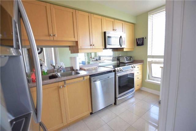 Ph7 - 50 Old Mill Rd, Condo with 2 bedrooms, 2 bathrooms and 2 parking in Oakville ON | Image 14