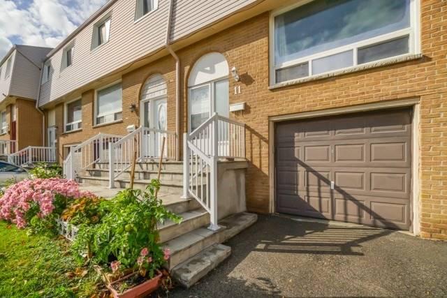 11 - 3525 Brandon Gate Dr, Townhouse with 3 bedrooms, 2 bathrooms and 1 parking in Mississauga ON | Image 1