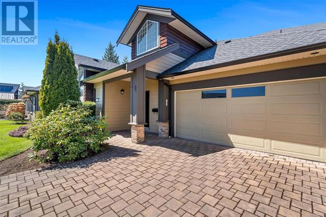 14 - 2229 Graduation Pl, House attached with 3 bedrooms, 4 bathrooms and 4 parking in Saanich BC | Image 42