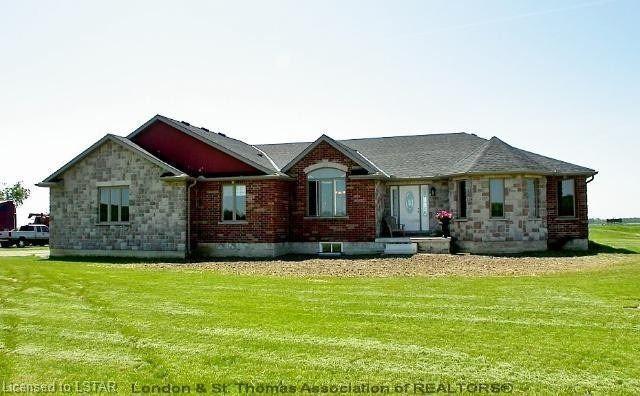 2939 Scotland Dr, House detached with 3 bedrooms, 3 bathrooms and 2 parking in London ON | Image 1