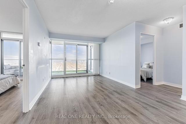3307 - 23 Hollywood Ave, Condo with 2 bedrooms, 2 bathrooms and 1 parking in Toronto ON | Image 4