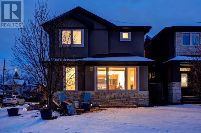 1853 39 Avenue Sw, House detached with 4 bedrooms, 4 bathrooms and 2 parking in Calgary AB | Image 4