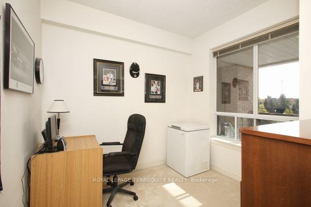 322 - 1700 Eglinton Ave E, Condo with 2 bedrooms, 2 bathrooms and 1 parking in Toronto ON | Image 4