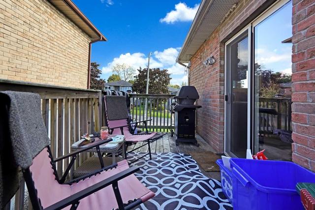 634 Crimson Cres, House detached with 3 bedrooms, 2 bathrooms and 4 parking in Oshawa ON | Image 15