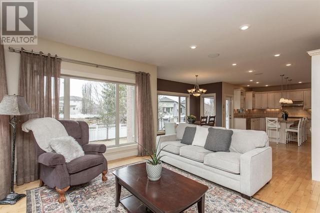 53 Allard Crescent, House detached with 6 bedrooms, 3 bathrooms and 5 parking in Red Deer AB | Image 5