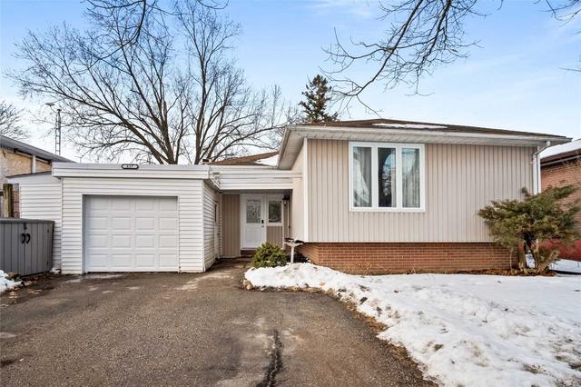 837 Naroch Blvd, House detached with 4 bedrooms, 3 bathrooms and 5 parking in Pickering ON | Image 12