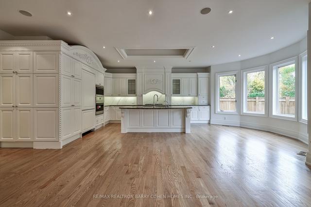 16 Fifeshire Rd, House detached with 4 bedrooms, 8 bathrooms and 10 parking in Toronto ON | Image 35