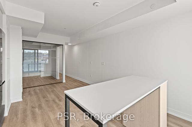 1306 - 1 Jarvis St, Condo with 1 bedrooms, 1 bathrooms and 0 parking in Hamilton ON | Image 12