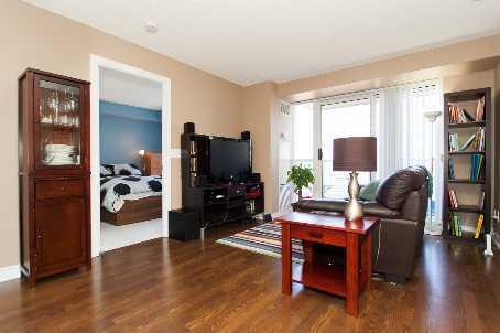 1708 - 5 Michael Power Pl, Condo with 2 bedrooms, 2 bathrooms and 1 parking in Toronto ON | Image 2
