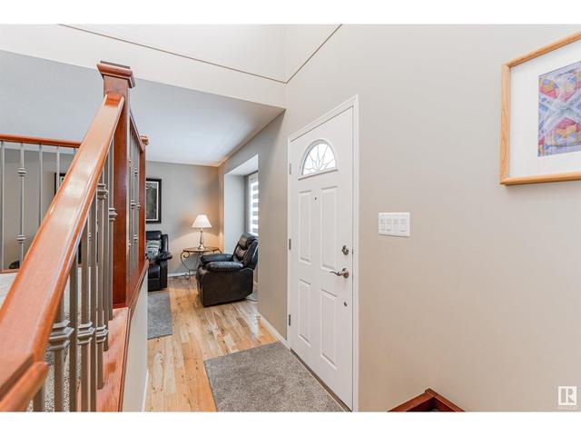 10 Harrold Pl, House detached with 4 bedrooms, 3 bathrooms and 4 parking in St. Albert AB | Image 3